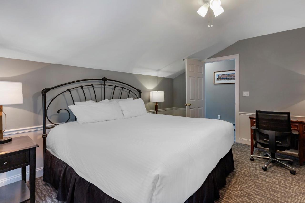 Essex Street Inn & Suites, Ascend Hotel Collection ニューベリーポート エクステリア 写真